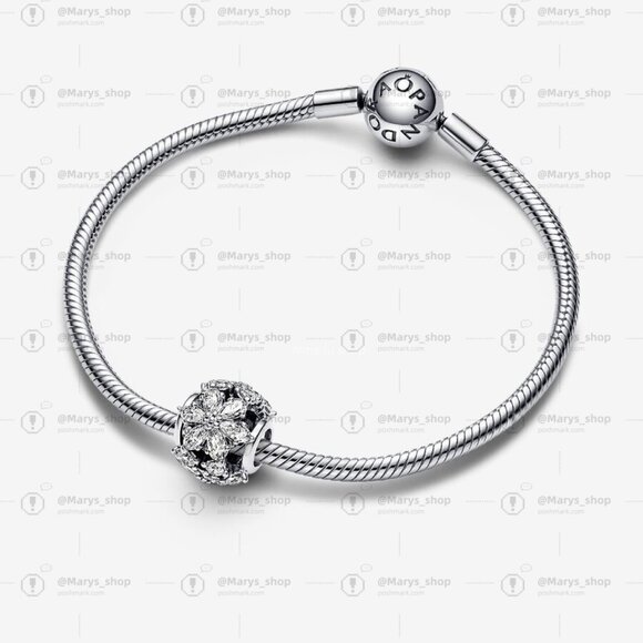 Pandora Sparkling Herbarium Cluster Round Charm|Pendant - Picture 3 of 5